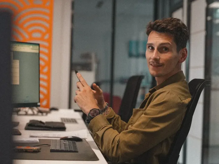 Un bureau de l’agence Azelty