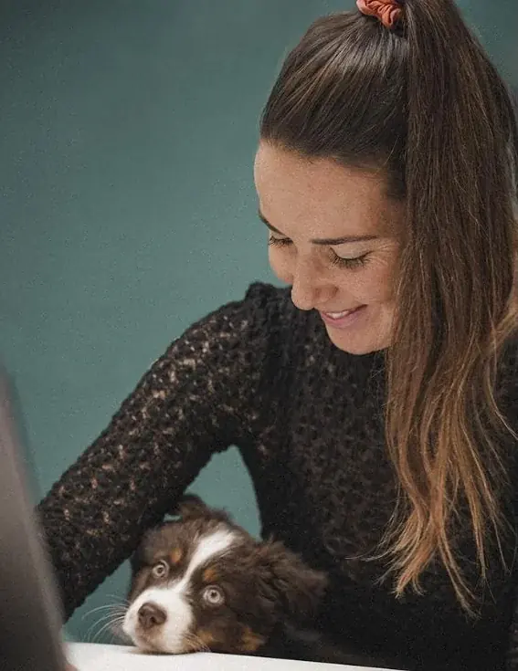 Élodie, Co-dirigeante, relation et gestion client